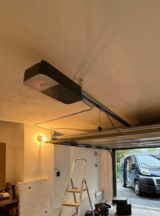 Napędy do bram przesuwnych,skrzydłowych,garażowych,szlabany + montaż