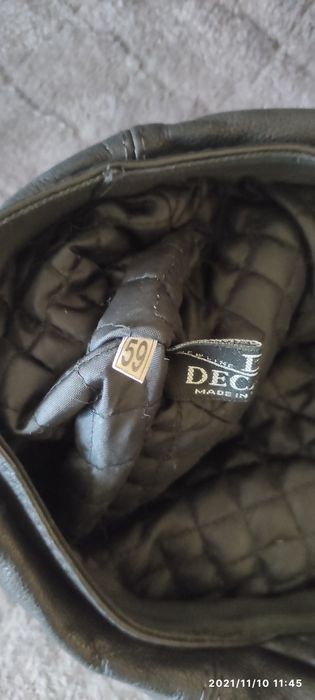 Продам   кепку  восьмиклинку.