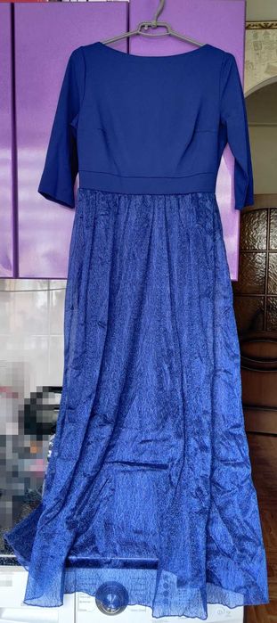 Жіноча святкова сукня