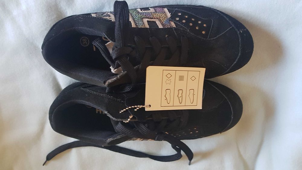 Buty skórzane /zamszowe/ rozmiar 38  wygodne, nowe