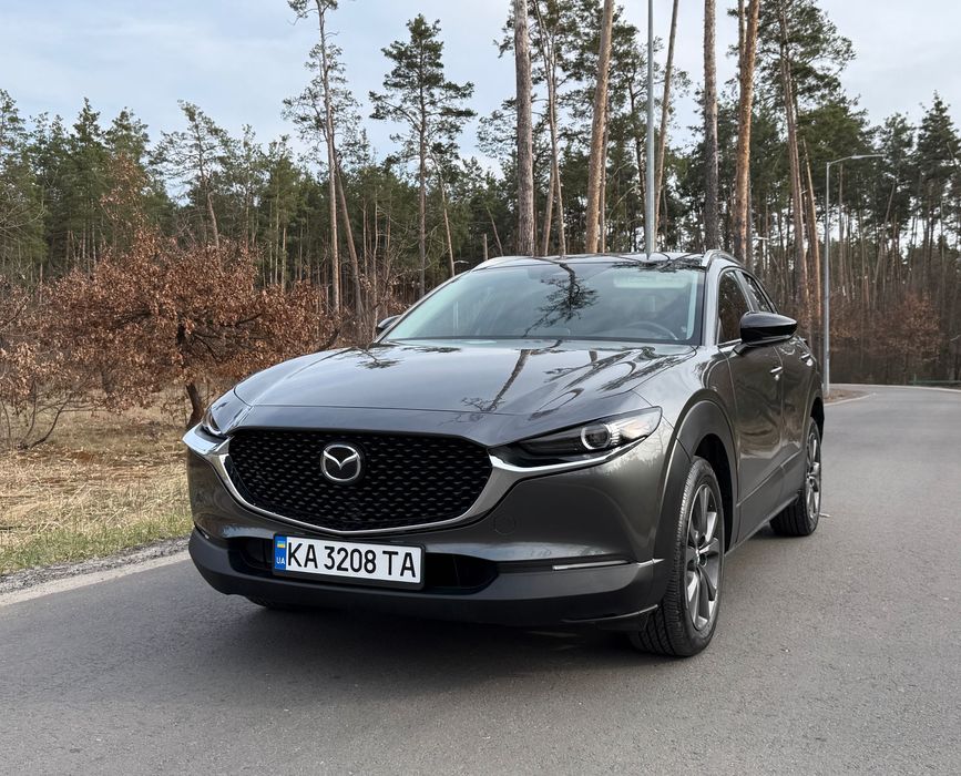 Продам Mazda CX-30 в гарному стані. 2.5 атмо, повний привід, комплектація select