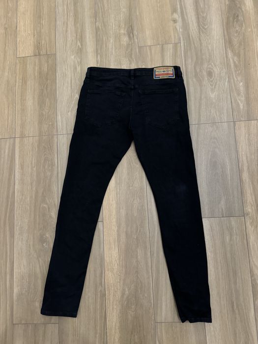 Czarne jeansy Diesel