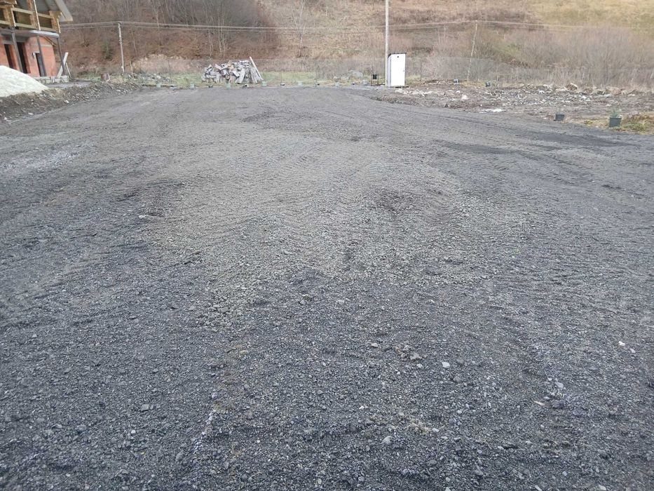 Парковка Ровінь Біласовиця