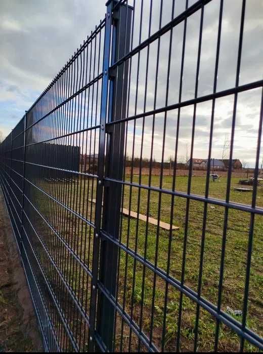 Ogrodzenie panelowe 153cm fi 4 - 55zł/1mb