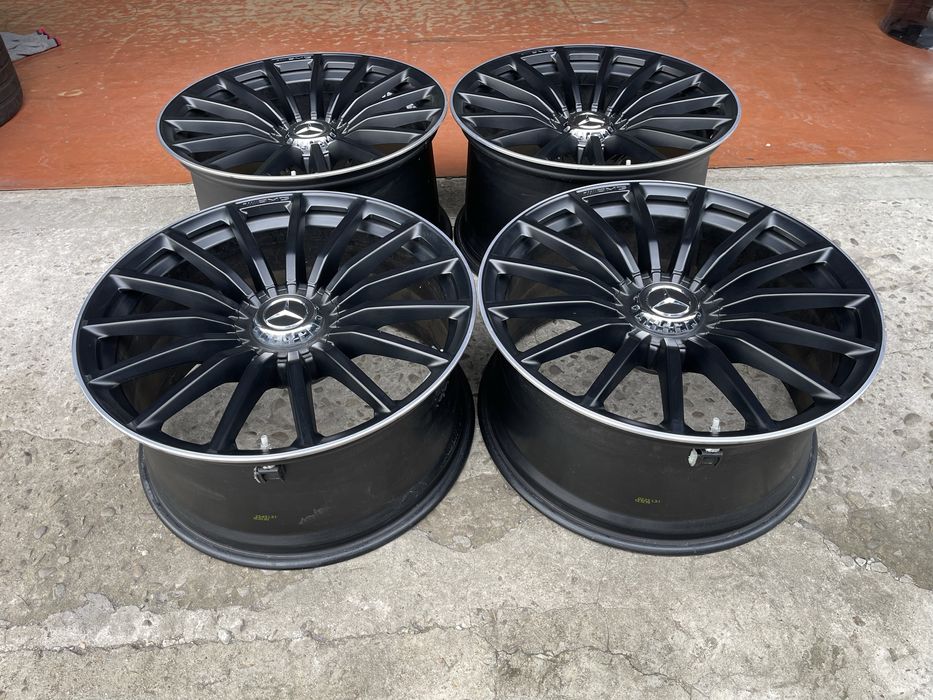 Диски Мерседес AMG. R20  Різноширокі