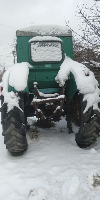 Трактор т40  на ходу в робоче стані