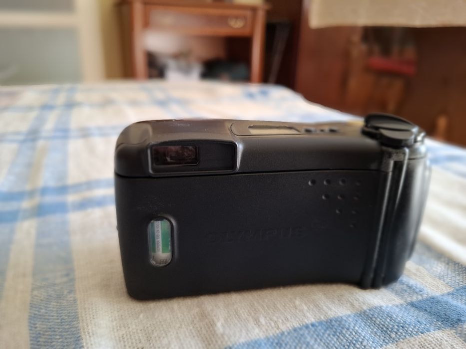 Máquina fotográfica Olympus