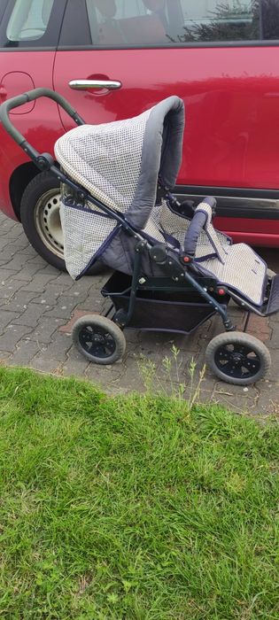 Wózek spacerowy dziecięcy- bardzo dobry stan
