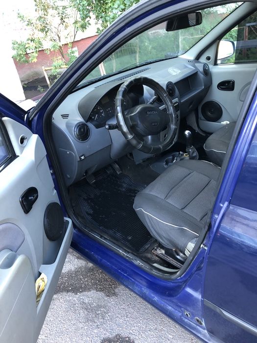 DACIA LOGAN на полном ходу