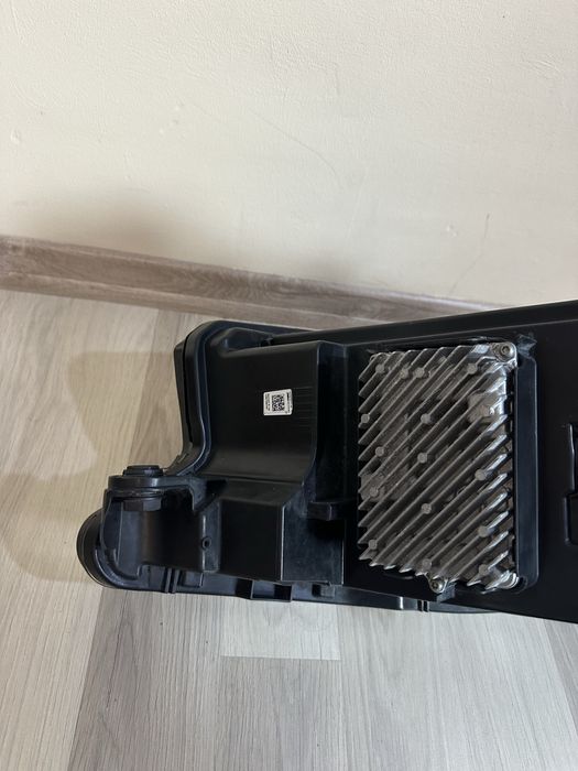 Фара Audi Q4 E-tron