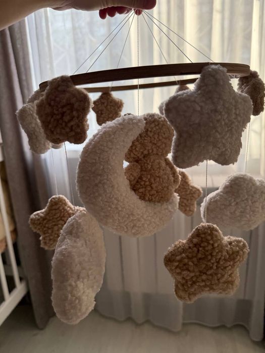 Продам дитячий музичний мобіль