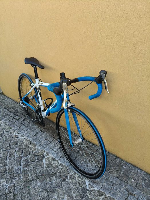 Bicicleta estrada BH criança