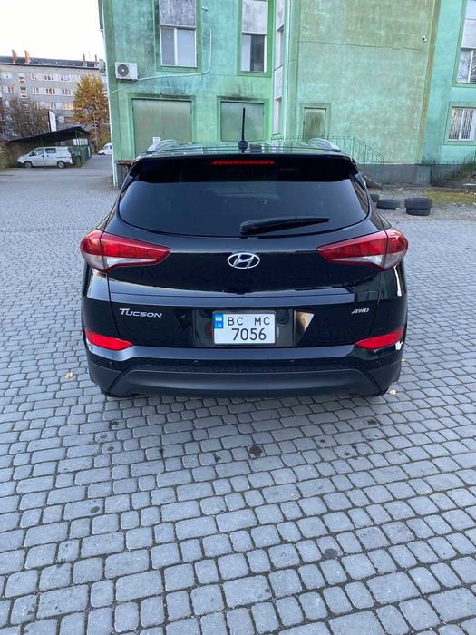 продам Хундай Туксон