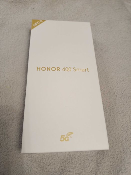 Telefon HONOR 400 Smart 5G NFC kolor Desert Gold.
