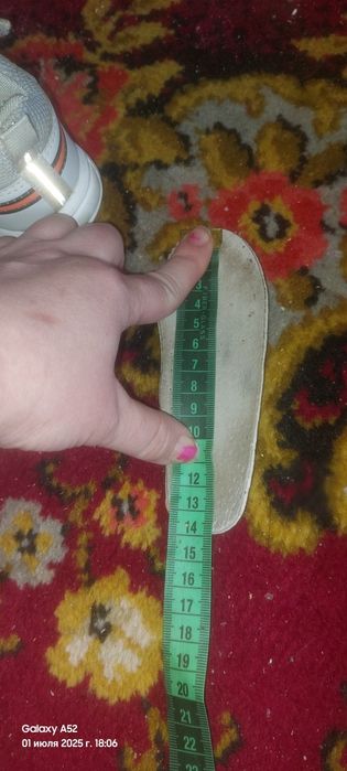 Продам кроссовки Fila двадцать третьего размера