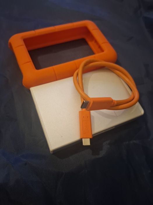 Disco rígido externo da linha LaCie Rugged 5 Tb