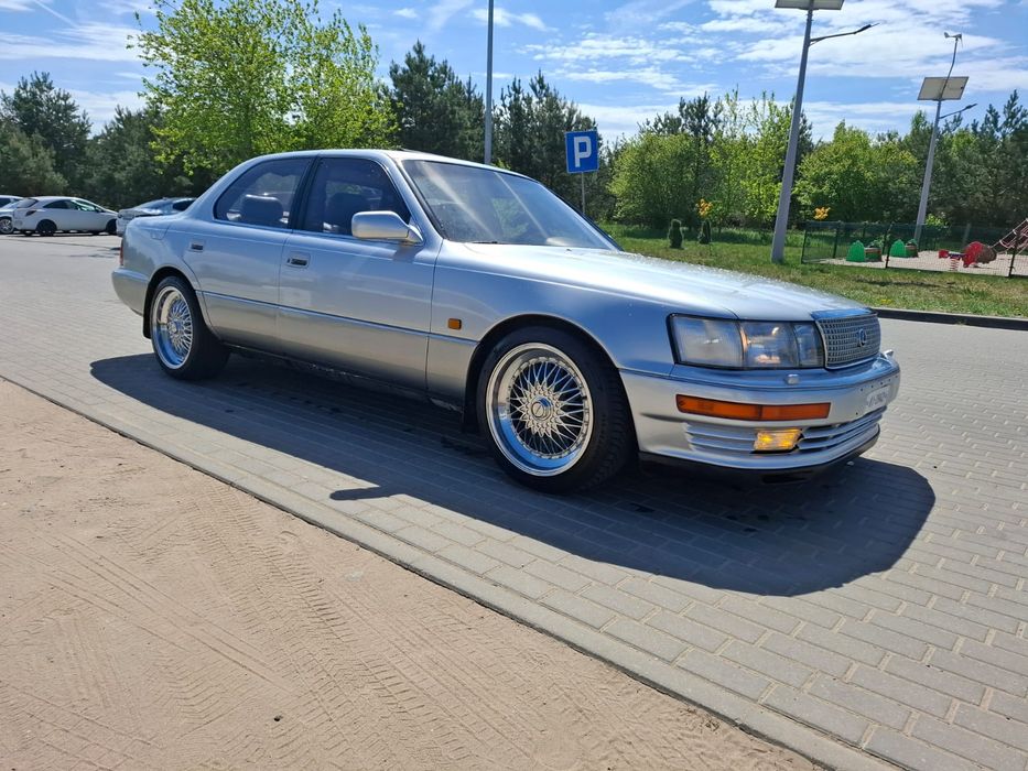 Lexus Ls400 Szwajcaria bezwypadkowy