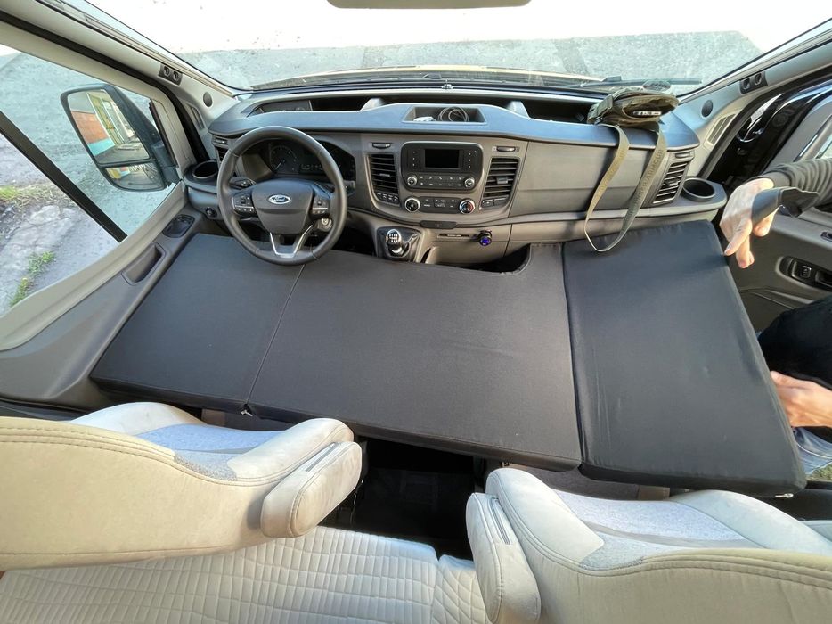 Materac łóżko do kampera vana Ford Transit mk8 mk9 stan bdb