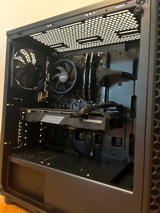 Komputer (+ monitor gratis)