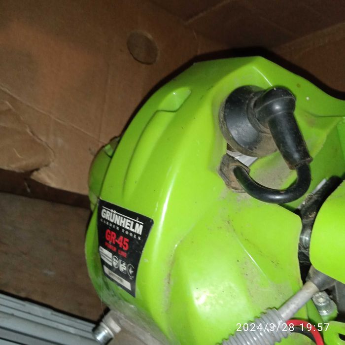 Бензокоса грюнхельм GR45