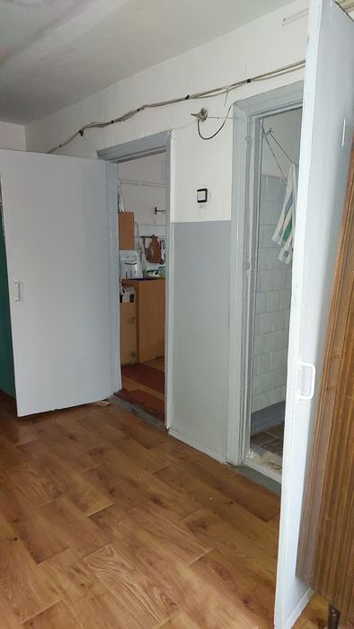 Гуртожиток 2 кімнати на  Молодіжному