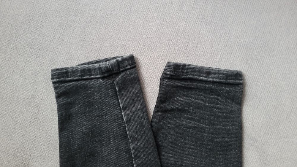 Czarne rurki Zara 36