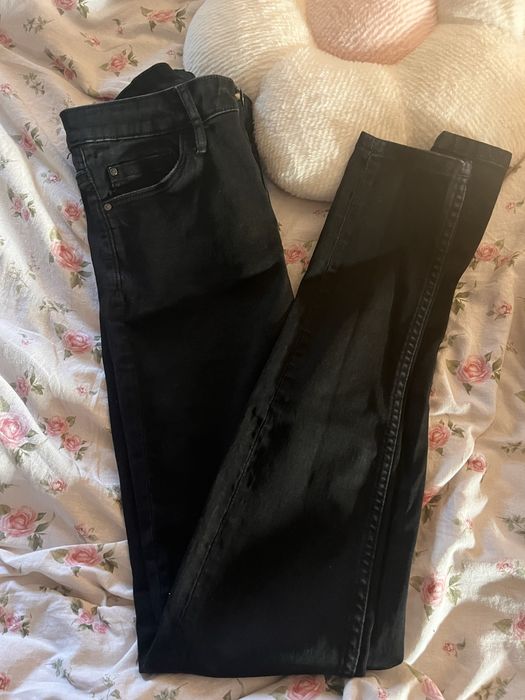 skiny jeansy.