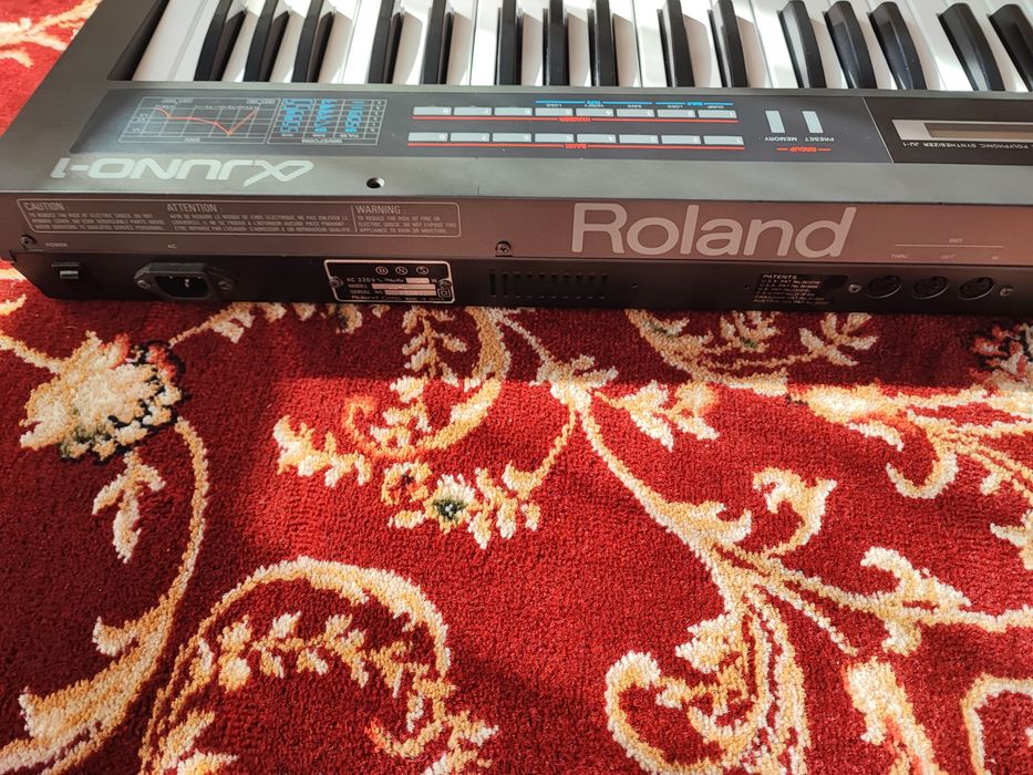 Roland Alpha Juno 1
