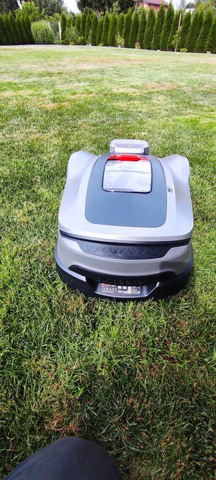 Robot koszący Sunseeker X3 PLUS RTK do 1200m2 kosiarka automatyczna