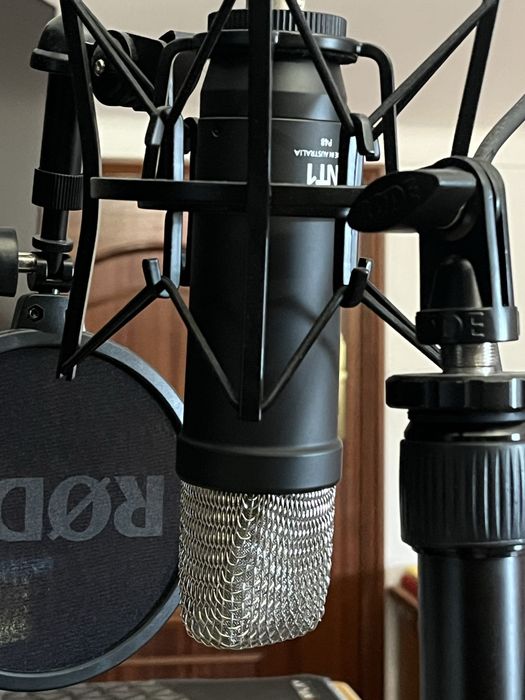 Microfone Rode NT1 Black - Como Novo