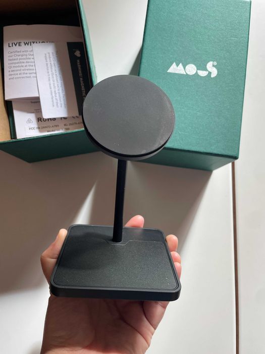 Mous Wireless Charging Stand - Ultra Fast Charger