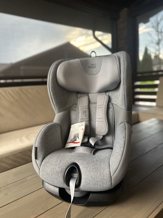 Автокрісло Britax Romer Trifix2 i-Size