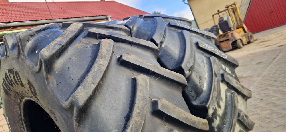 480/70r28 480/70-28, 420/85r28 16.9r28 Mitas bieżnik 60% bez napraw