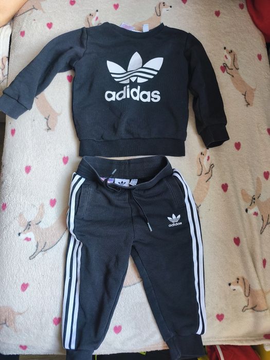 Dres dziecięcy Adidas