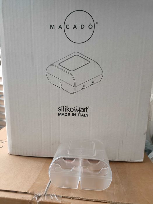 Sprzedam opakowania na makaroniki