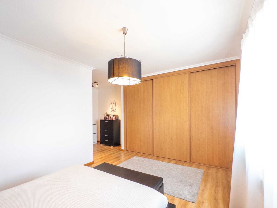 T3 Com Garagem para 2 carros e Arrecadação