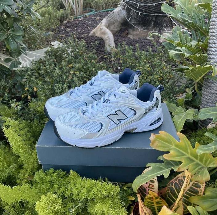 New Balance 530 White Silver Navy R.42
