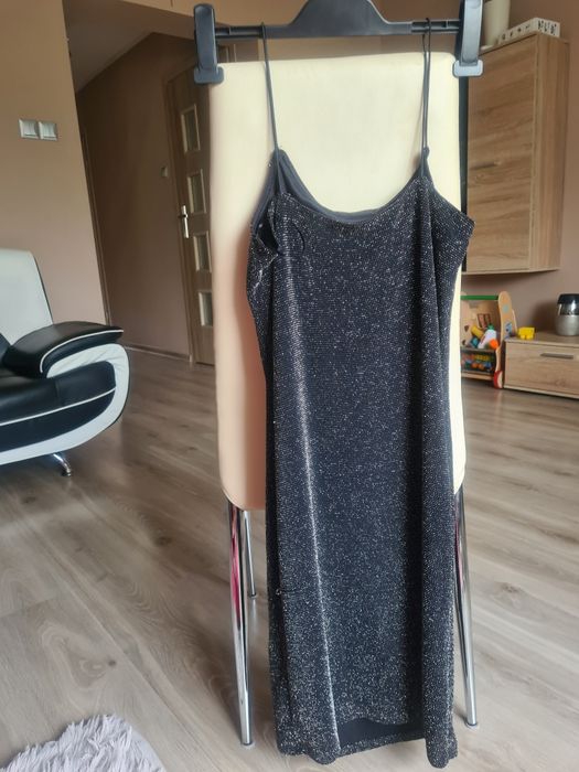 Suknia brokatowa mini, marka Carry