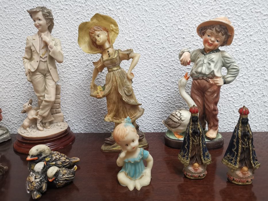 9 Estátuas Decorativas em Cerâmica