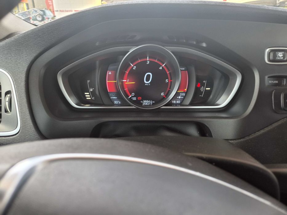Volvo V40 D2 2012 Preto