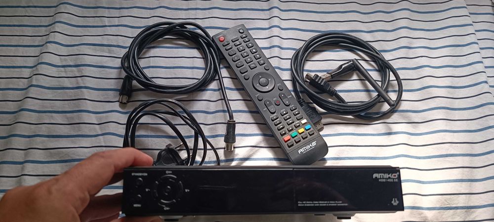 Amiko HD8140C SE c/ antena WIFI
