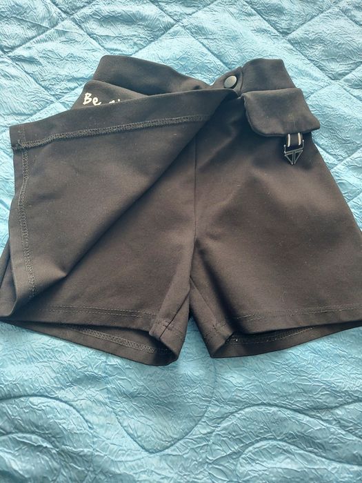 Шорти-спідниця, шорти