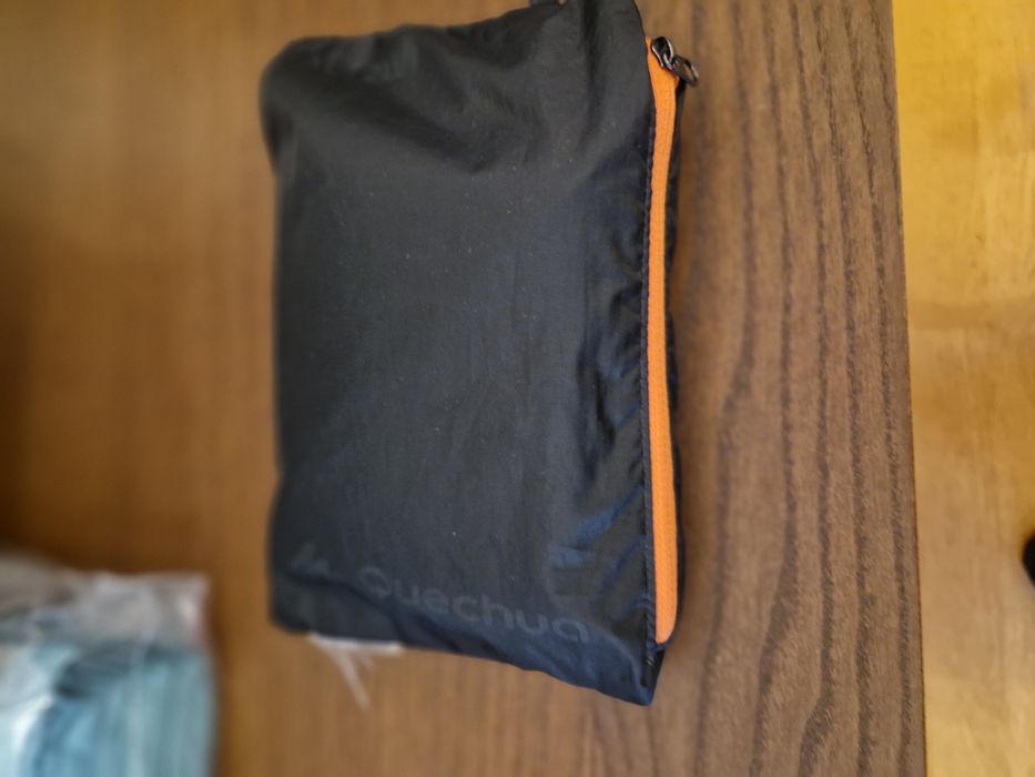 Calças e Casaco impermeável - tamanho XL