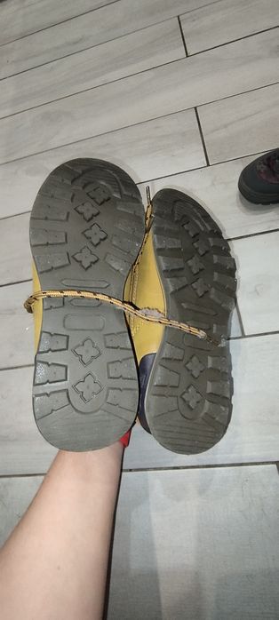 Buty nowe zymowe  , wygodne