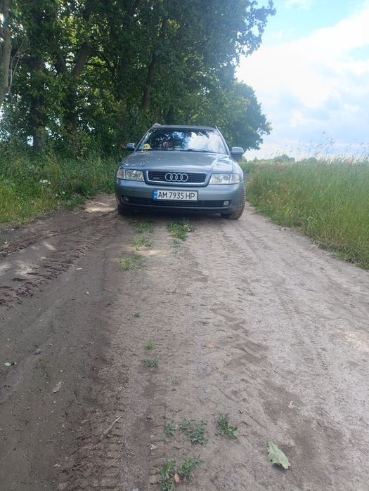 Продам автомобіль АУДІ А4 Б5