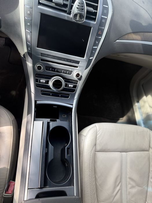 Гібрид LINCOLN MKZ 2017