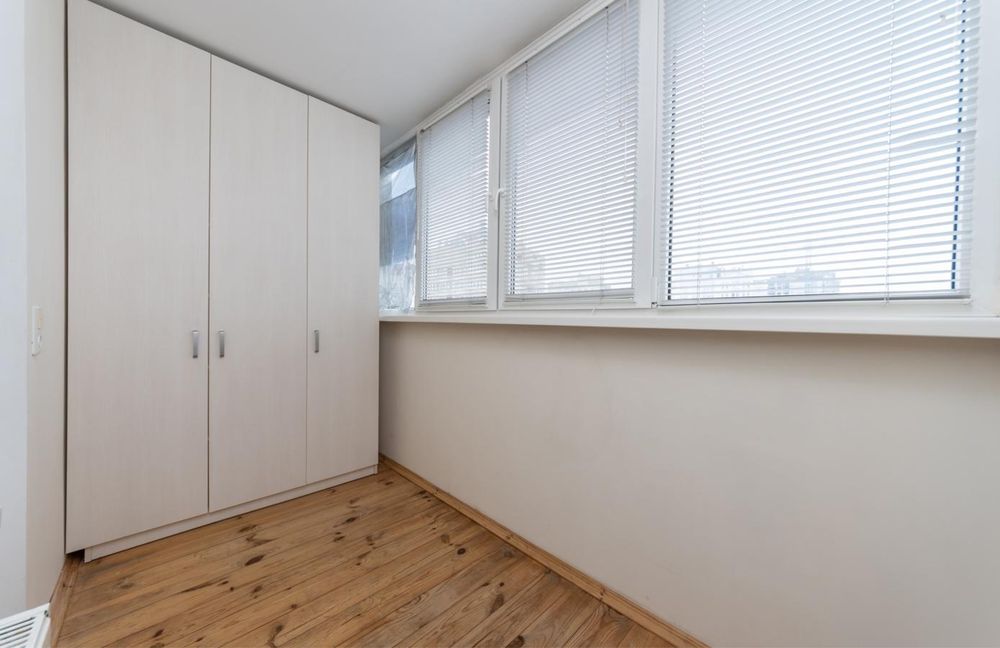 Подобово однокімнатна квартира на Урлівській-2-555.biz.ua