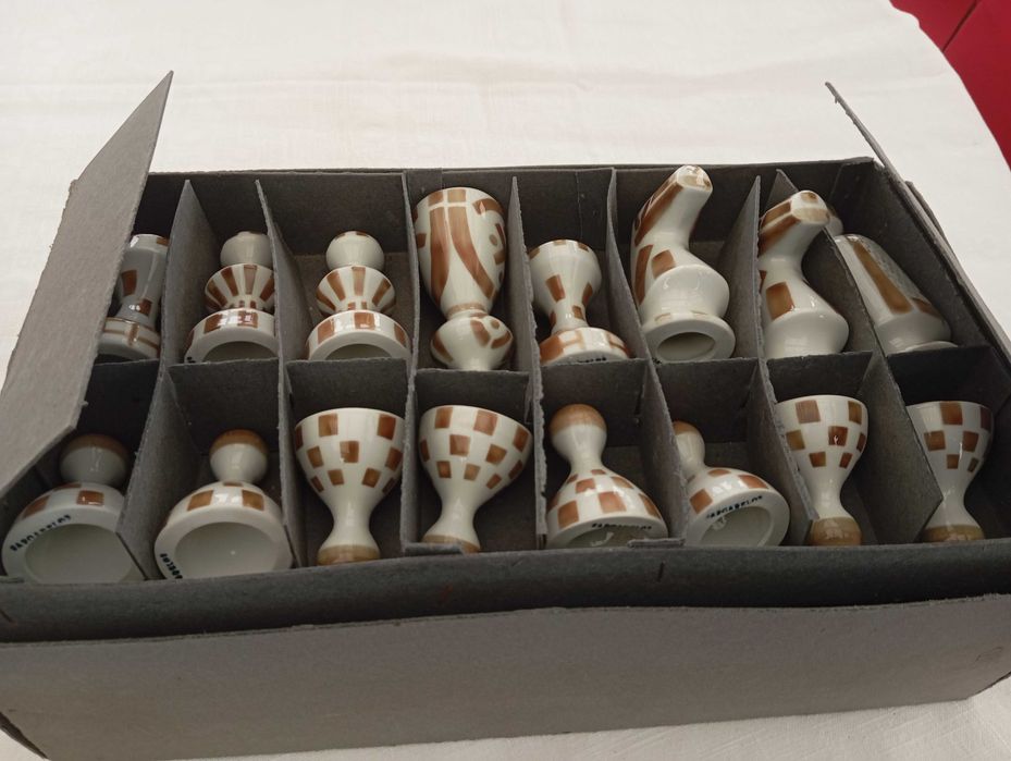 Xadrez da Célebre ceramica  de Sargalelos
