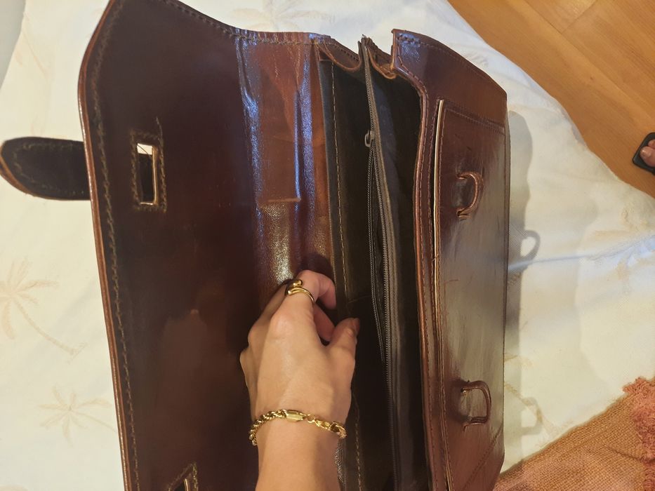 Pasta de documentos em pele genuina