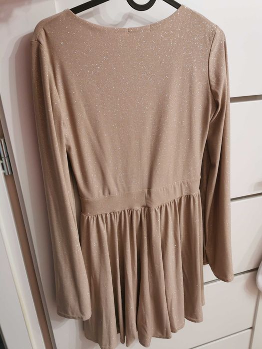 Kombinezon brokatowy